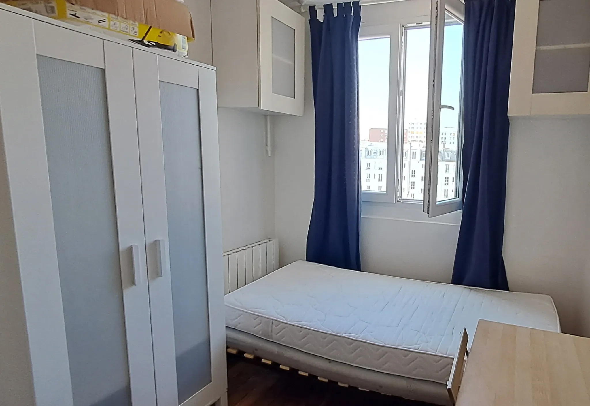 Studio lumineux à vendre à Paris 14 - Dernier étage et vue dégagée 