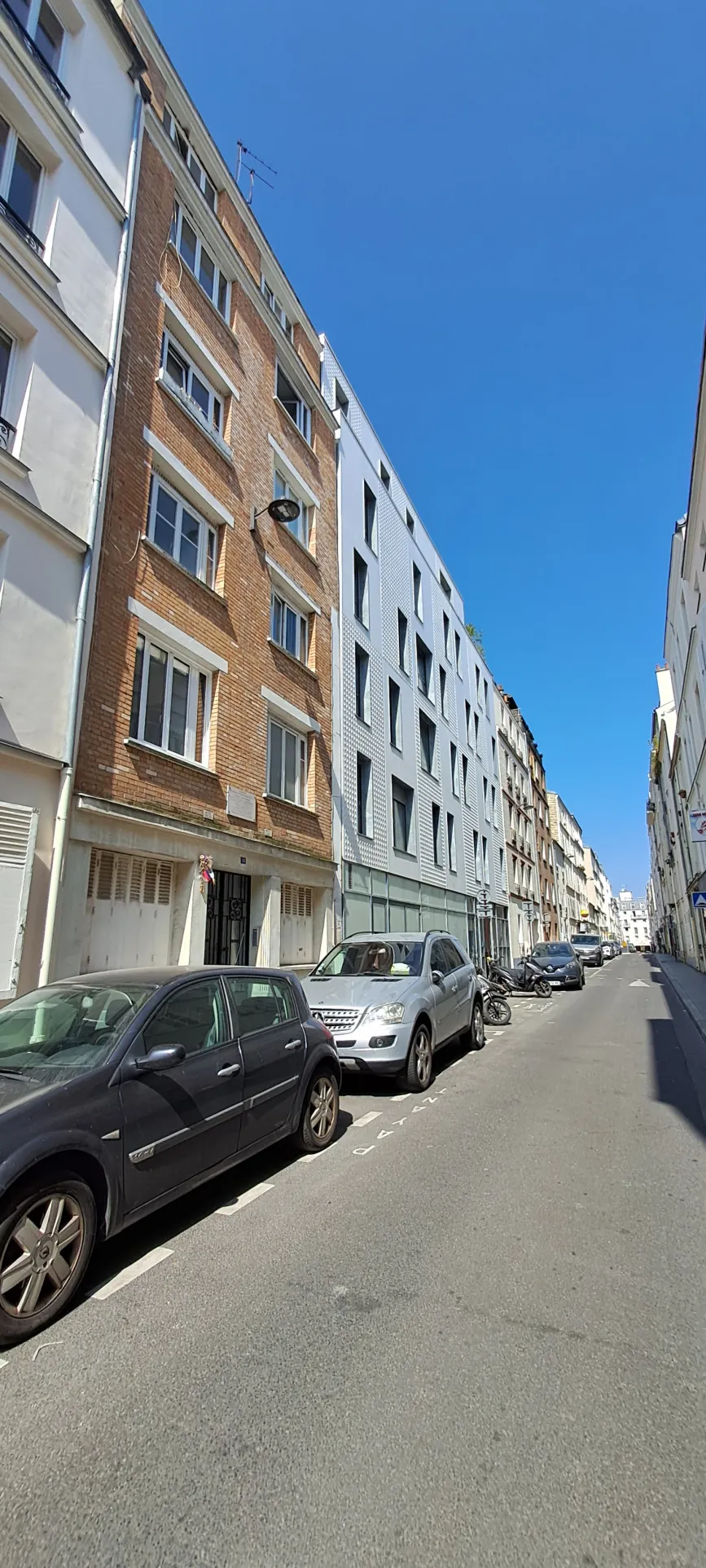 Studio lumineux à vendre à Paris 14 - Dernier étage et vue dégagée 