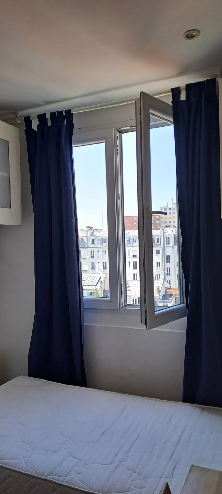 Studio lumineux à vendre à Paris 14 - Dernier étage et vue dégagée 