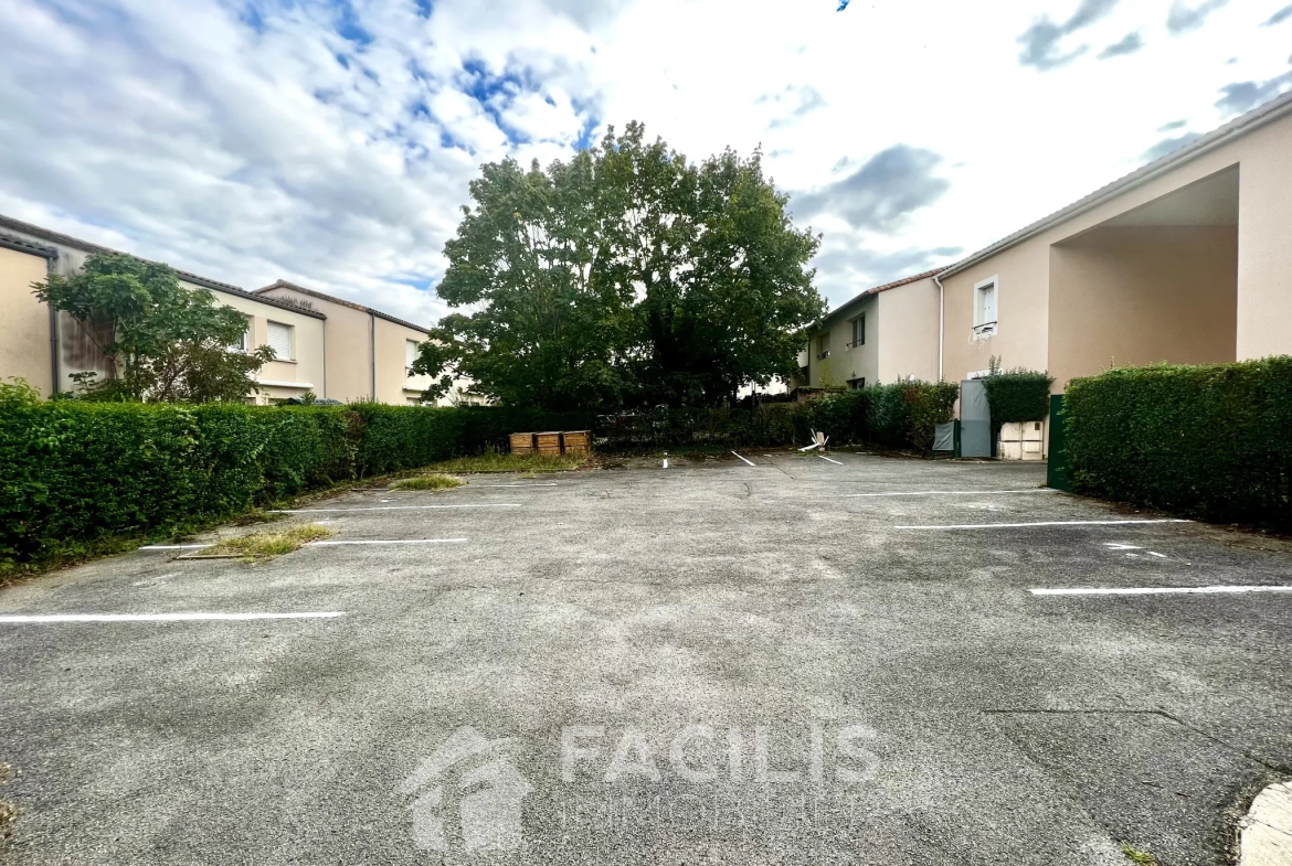 Maison à vendre à Buxerolles (86180) - 2 chambres, 63 m2, jardinet exposé sud 