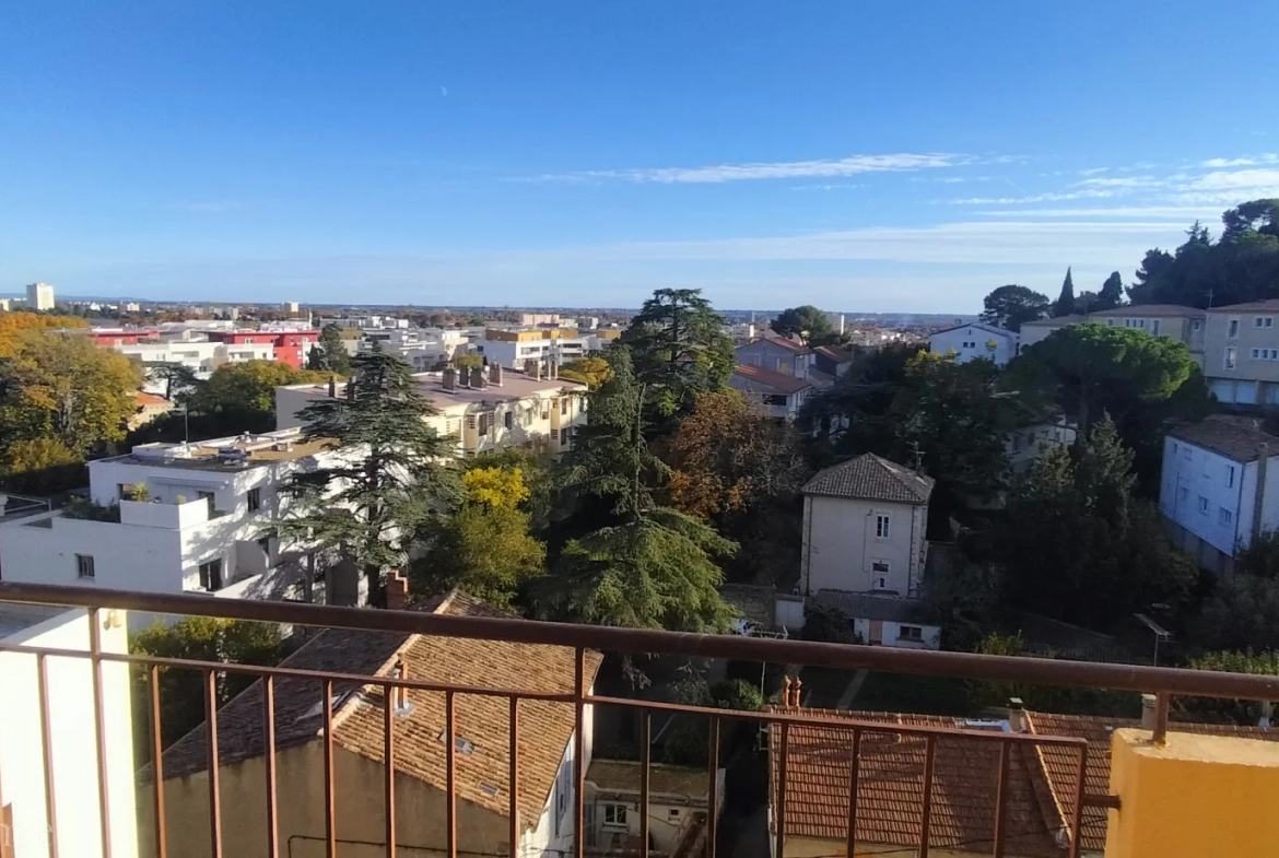 Appartement Quartier Croix de Fer T2/3 en dernier étage avec ascenseur 