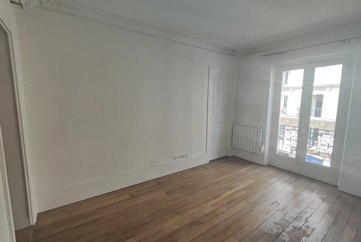 Appartement de 2 pièces à vendre à Paris 18 - Rue Doudeauville 