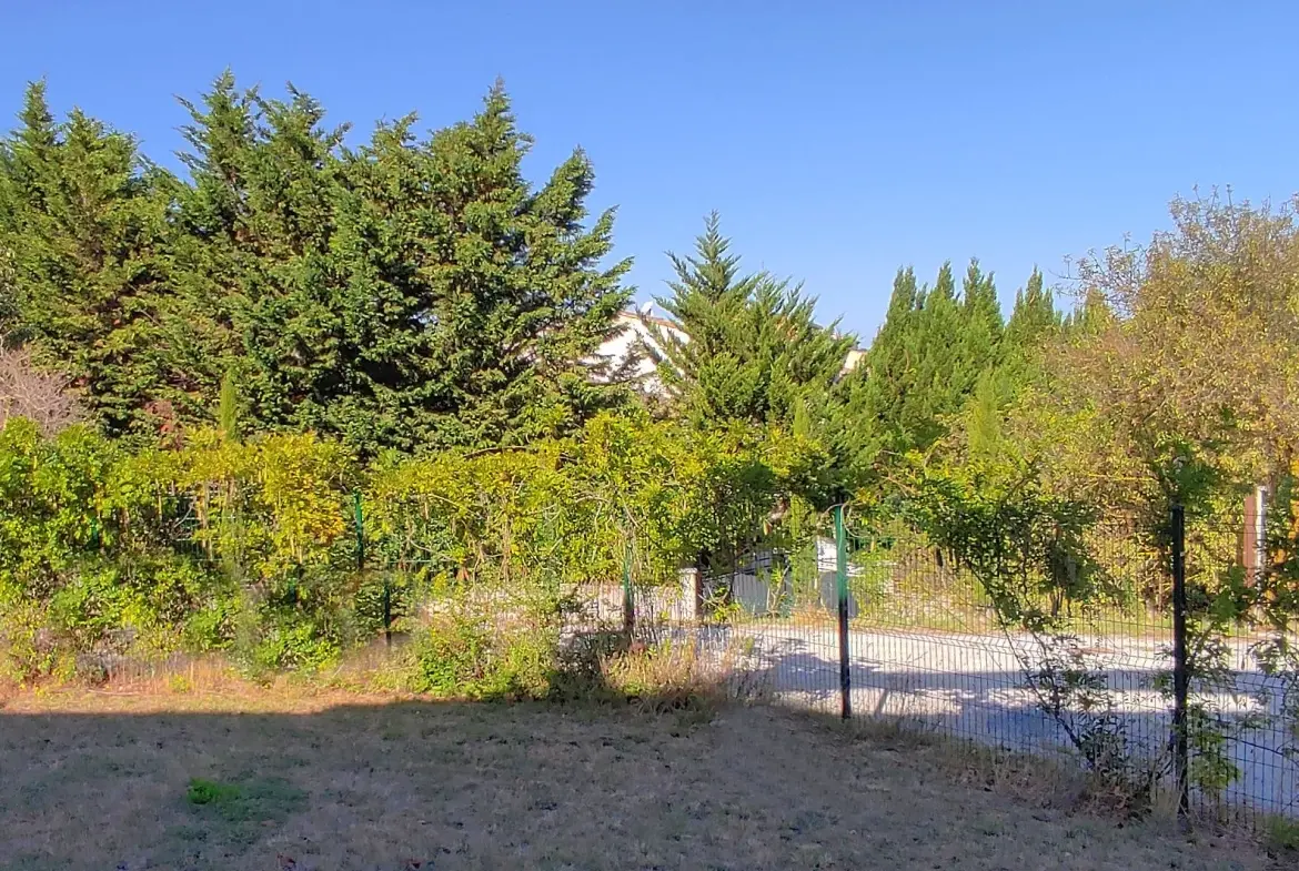 Appartement T2 déjà loué avec terrasse et parking à Carcassonne 