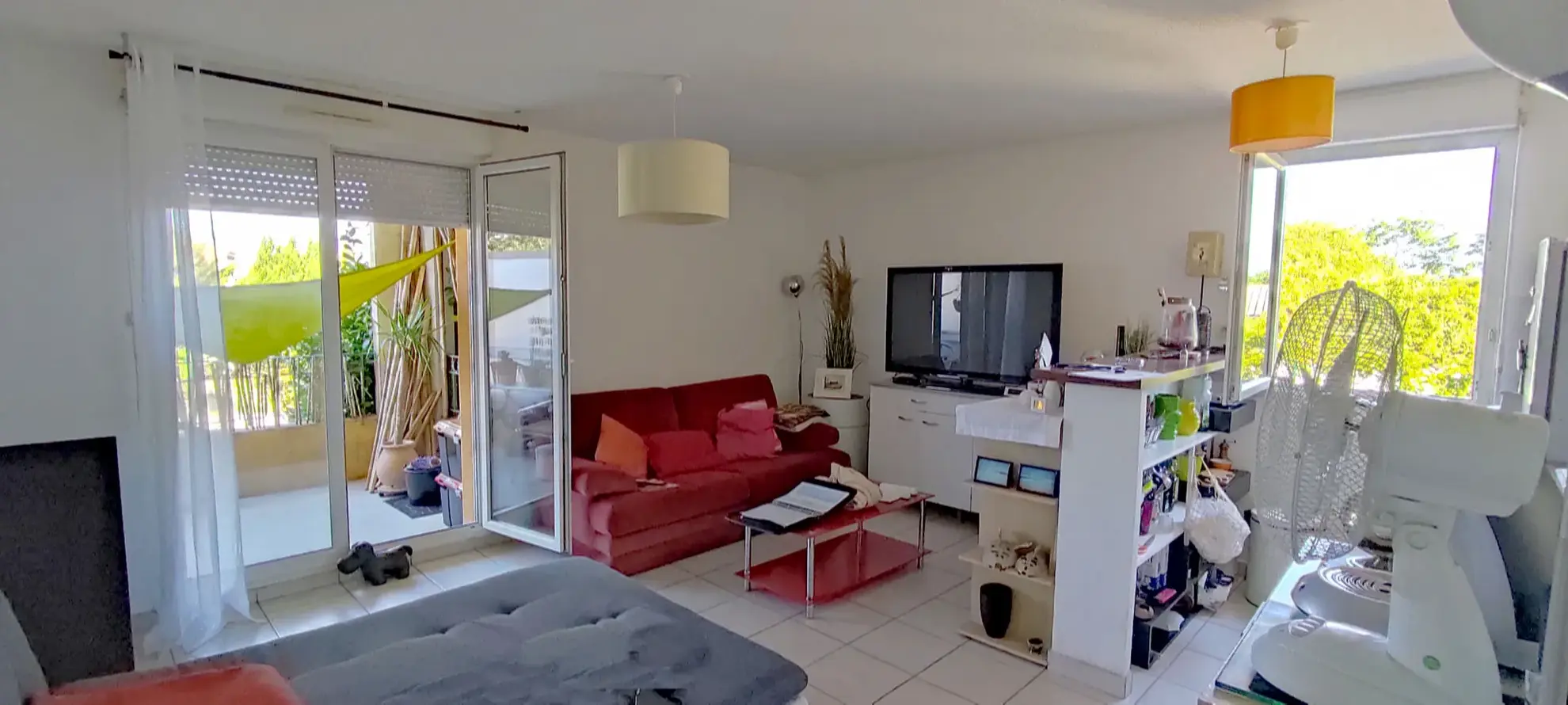 Appartement T2 déjà loué avec terrasse et parking à Carcassonne 