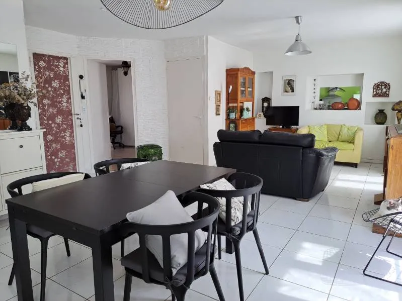 Appartement Type 3 à Gardanne 13120 