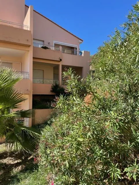 Appartement à Banyuls-sur-Mer - 2 chambres, terrasse ensoleillée 