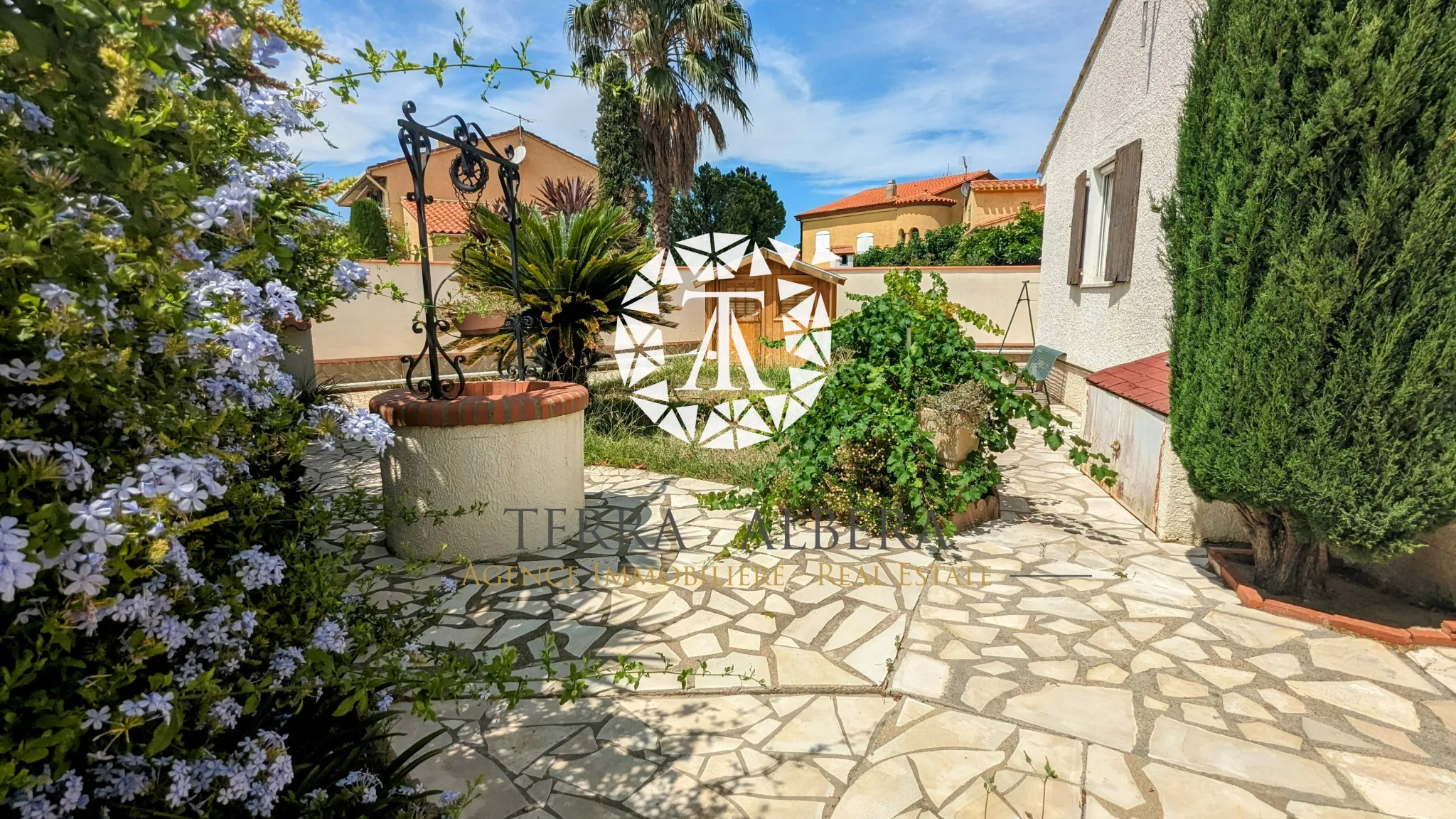 Villa de plain-pied avec piscine à vendre à St André 