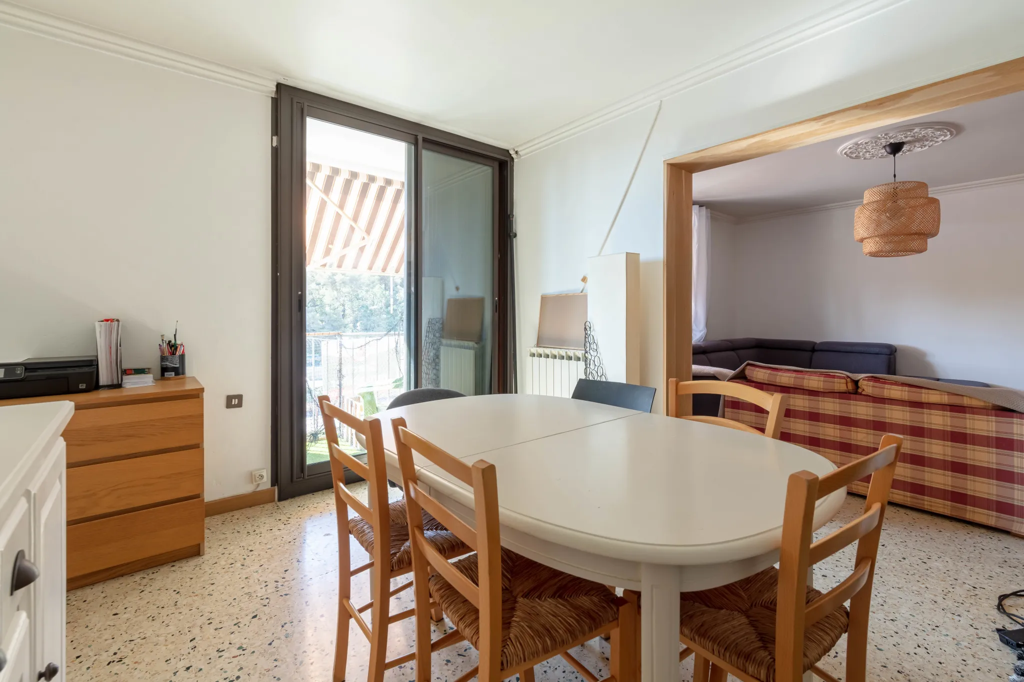 Appartement Type 4 de 79.36 m2 avec balcon, cave et place de parking privative à La Seyne-sur-Mer 