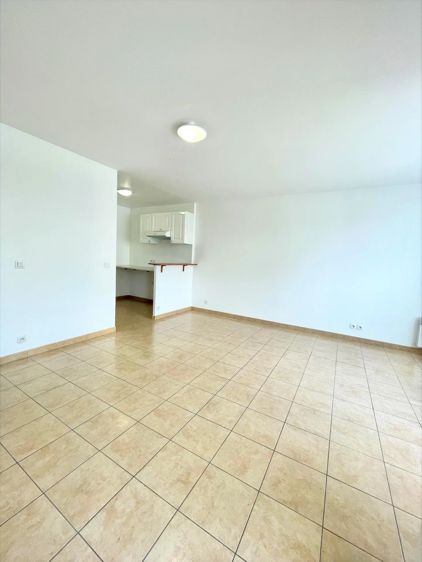 Appartement F2 - Centre Ville Chelles 