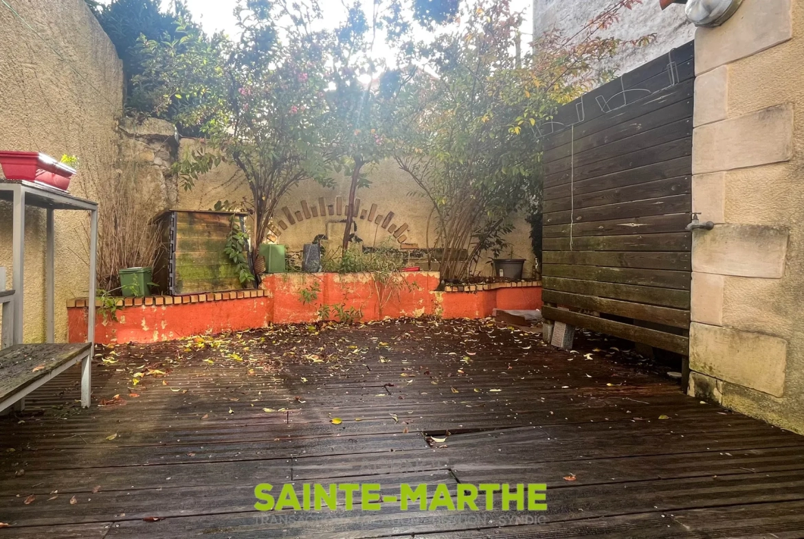 Maison de Ville à Niort avec Terrasse 