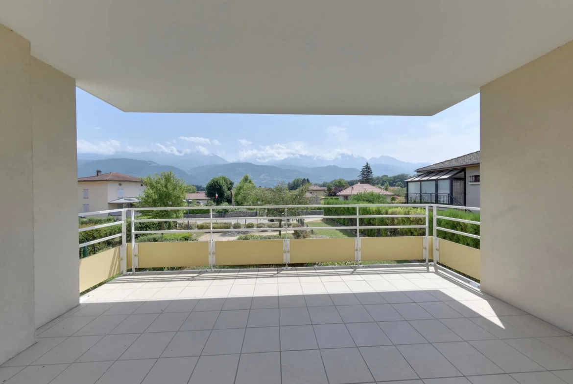 Appartement contemporain avec vue sur les montagnes à Crolles 