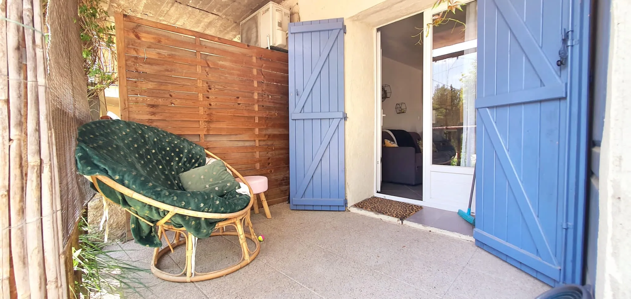 Appartement Type 2 avec Terrasse et Parking à Gardanne 13120 