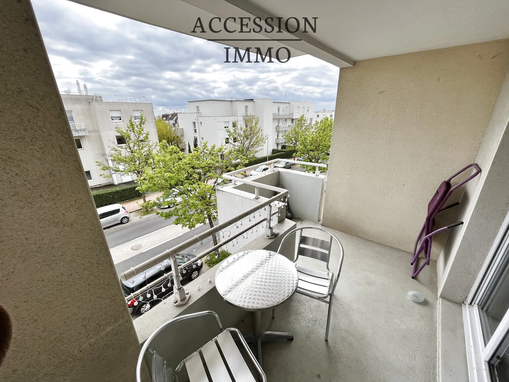 Investor Special - Rented 2 Rooms in Dijon TOISON D'OR / CONCORDE 44 m2 Balcony 7 m2 Cellar and Basement Parking 