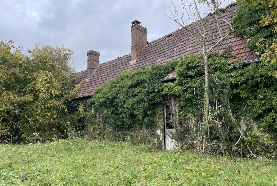 Charmante Maison Ancienne à Rénover à 5 MNS Lyons la Foret 