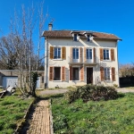 Bâtisse de 167m2 avec 5 chambres et jardin à Toul