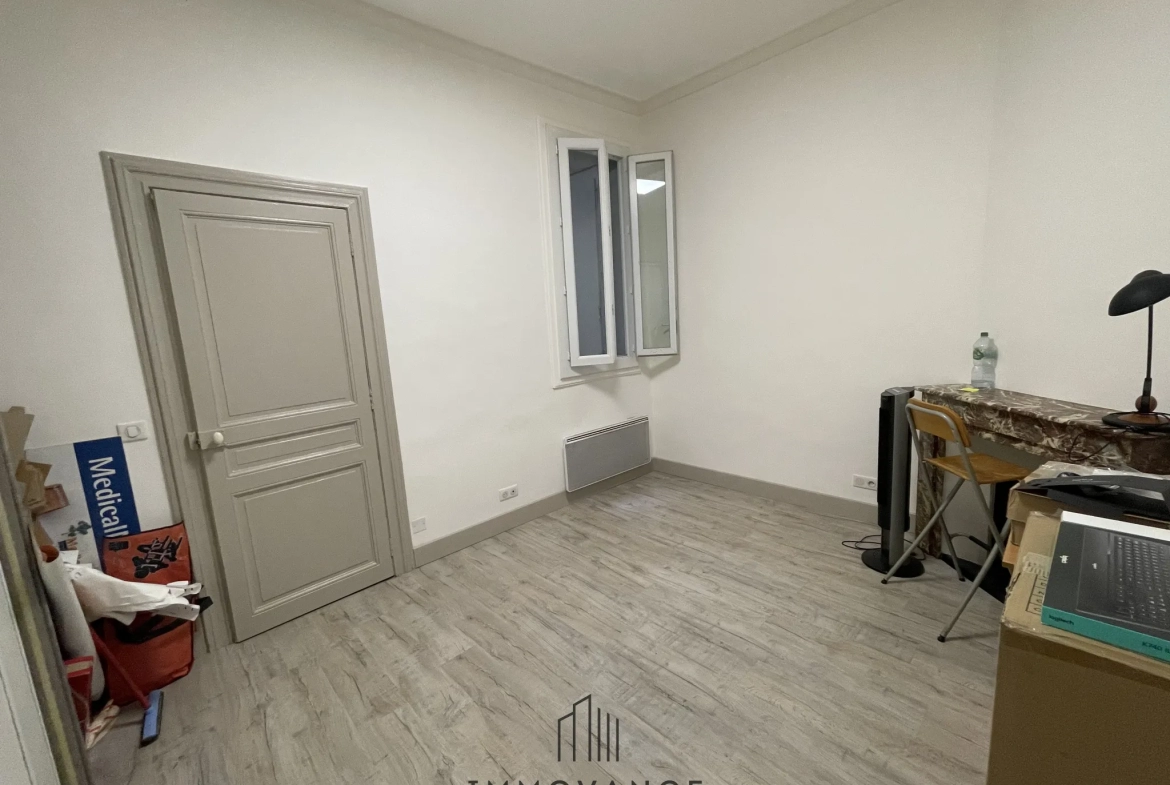 Appartement Gare 60 m2, 2 pièces+Cour+Cave 