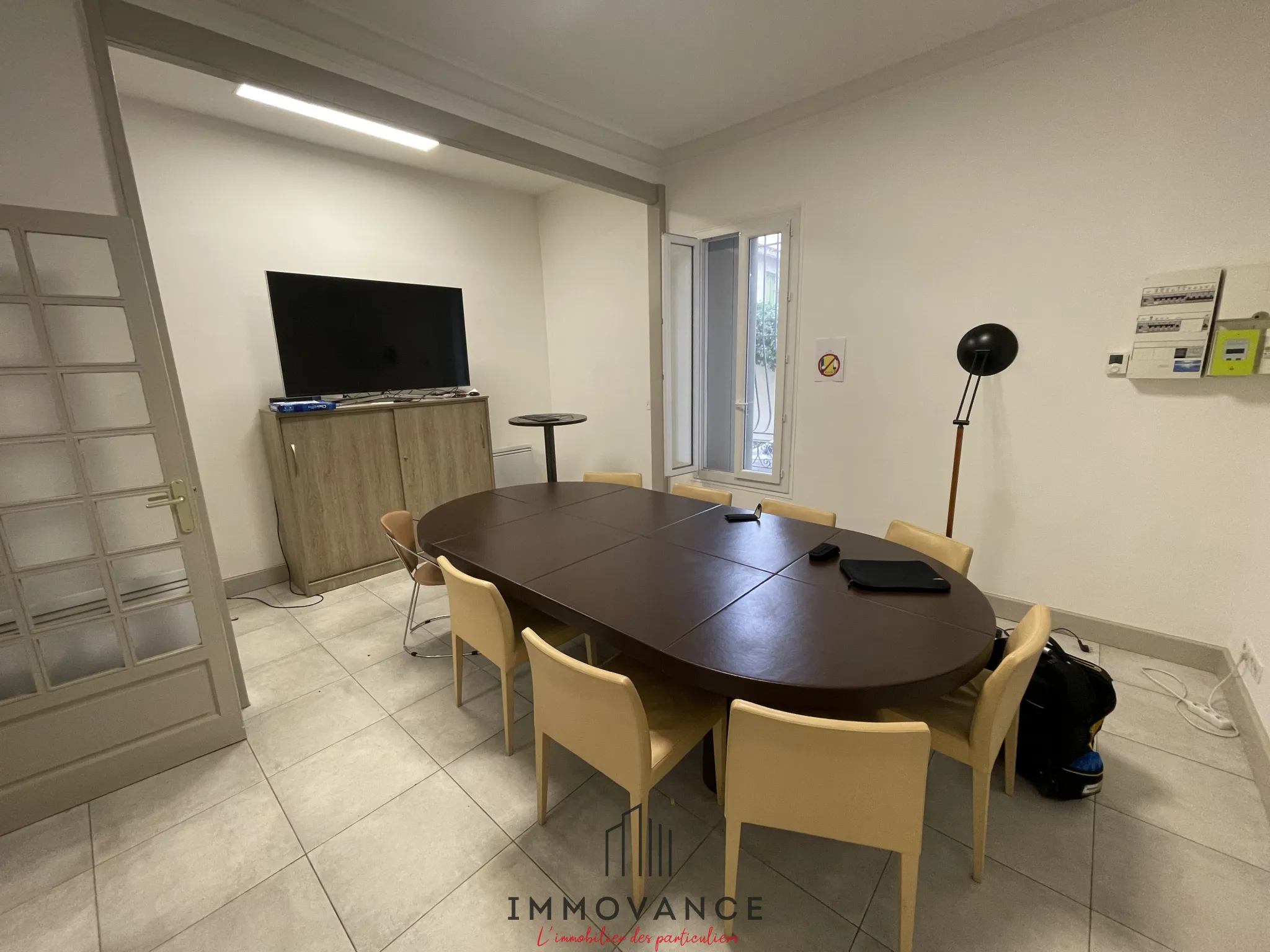 Appartement Gare 60 m2, 2 pièces+Cour+Cave 