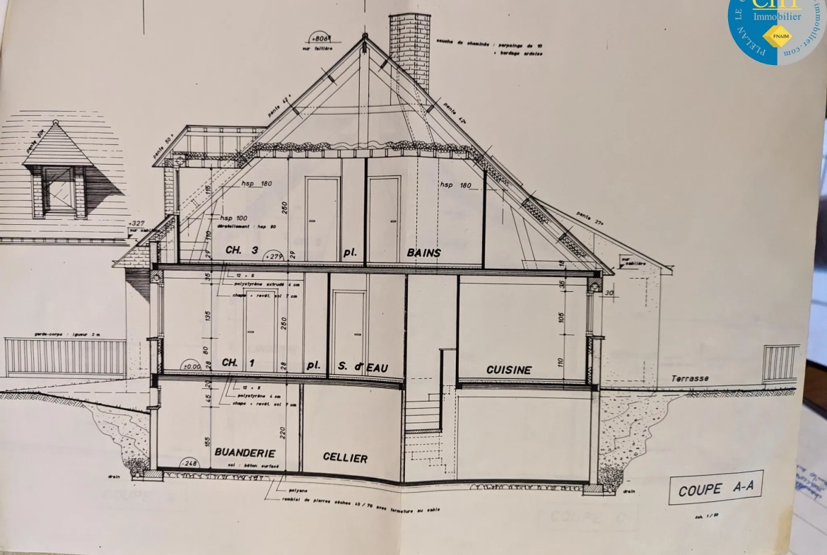 Maison 4 chambres dans le centre-ville de Guer 