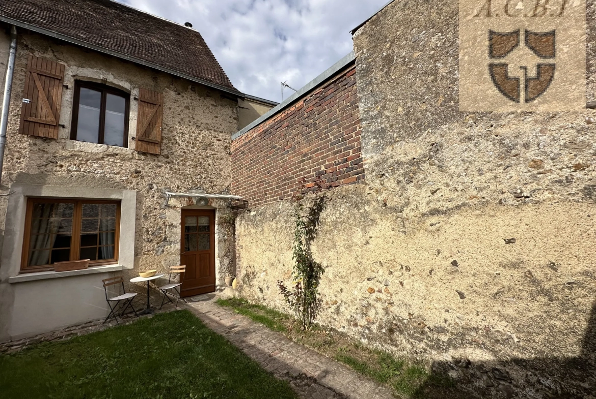 Maison de Bourg Charmante des Années 1850 à Moree 