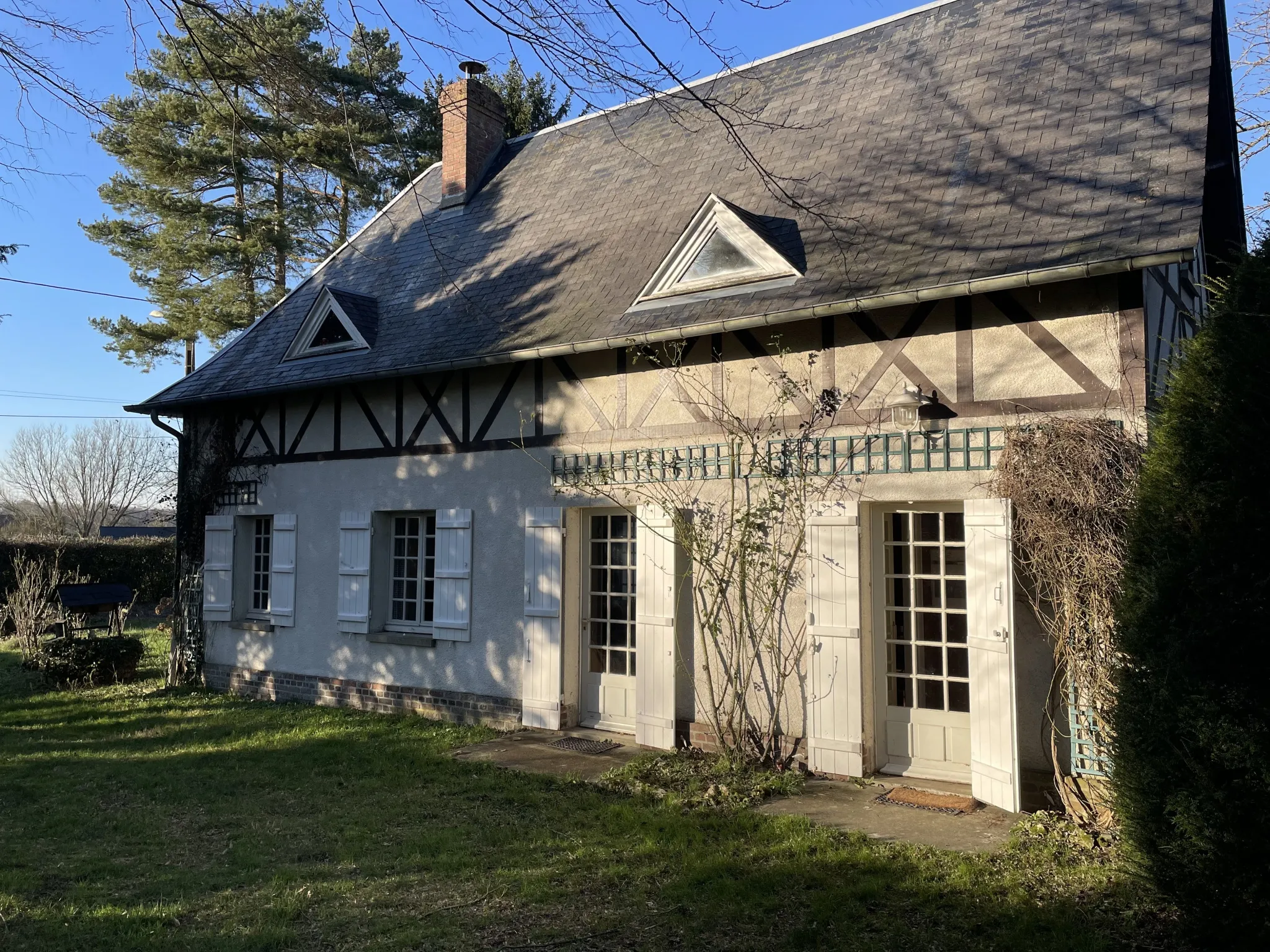 Maison Ancienne à Lyons la Foret avec Terrain de 1991m2 