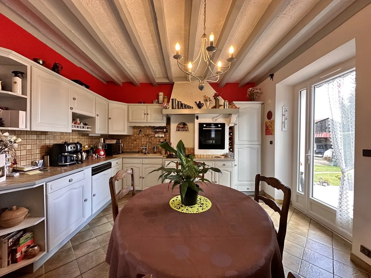 Maison Briarde à Donnemarie Dontilly avec Jardin et Vue Panoramique 