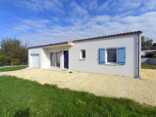 Maison neuve de plain-pied à Le Chay-Saujon, Sud Charente-Maritime