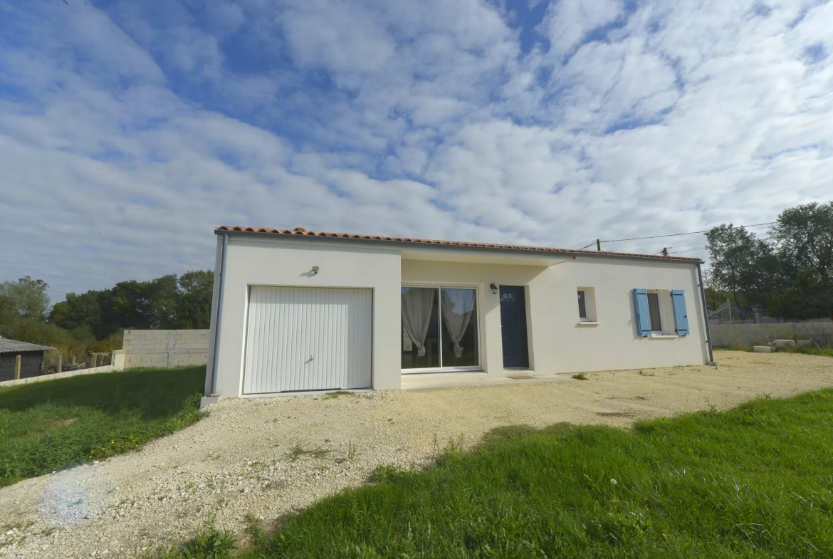 Maison neuve de plain-pied à Le Chay-Saujon, Sud Charente-Maritime 