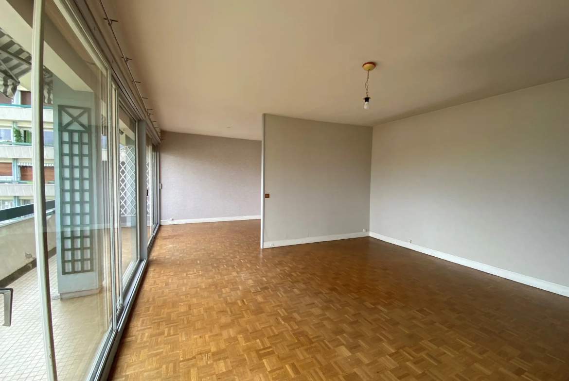 Appartement F4 à Chatenay-Malabry avec vue dégagée 