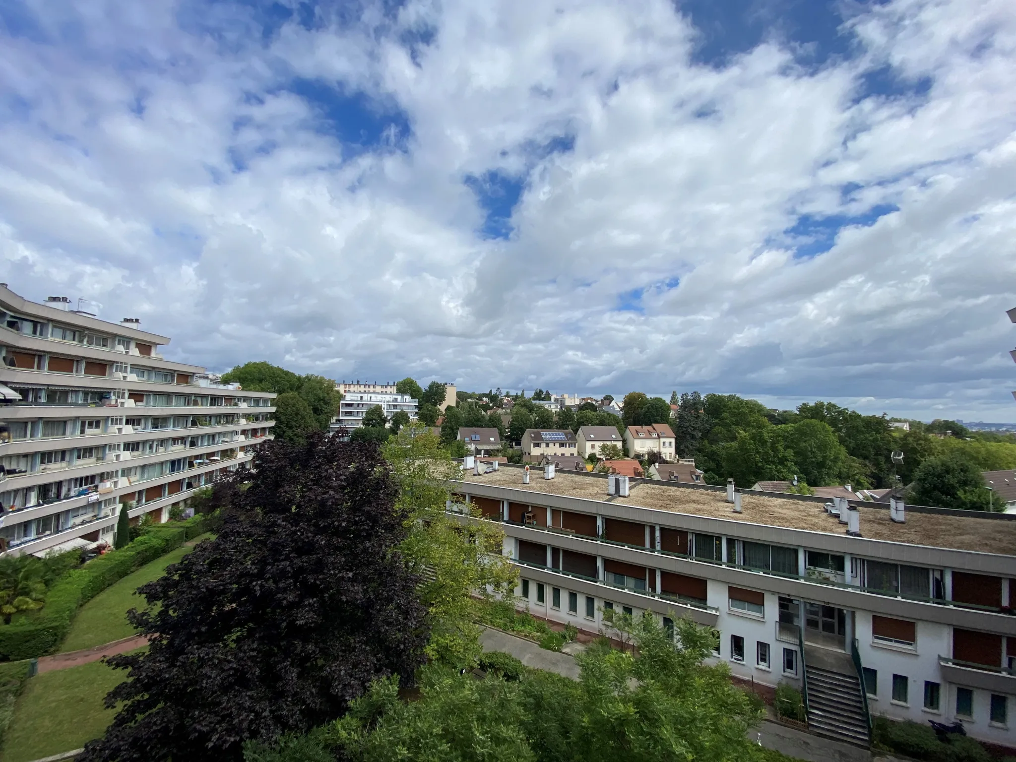 Appartement F4 à Chatenay-Malabry avec vue dégagée 