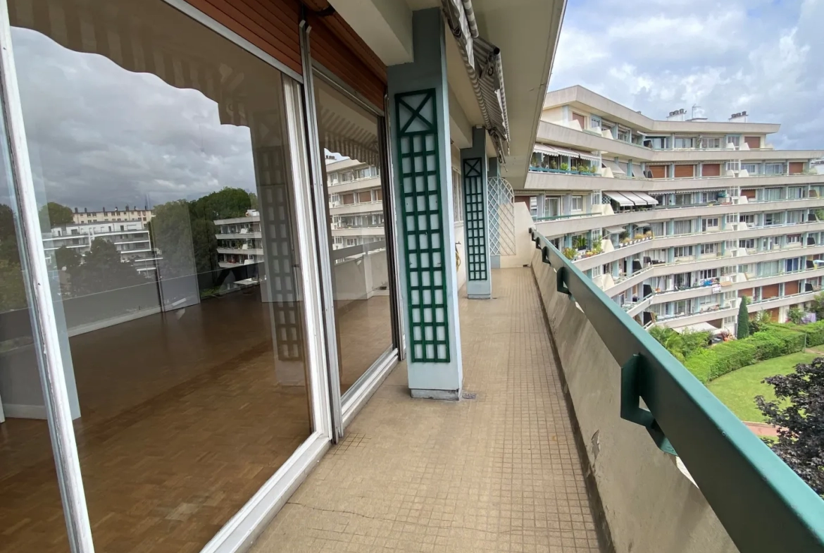 Appartement F4 à Chatenay-Malabry avec vue dégagée 