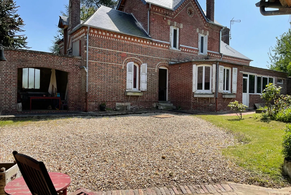 Belle Maison Ancienne avec Dépendances - Proche Etrepagny 