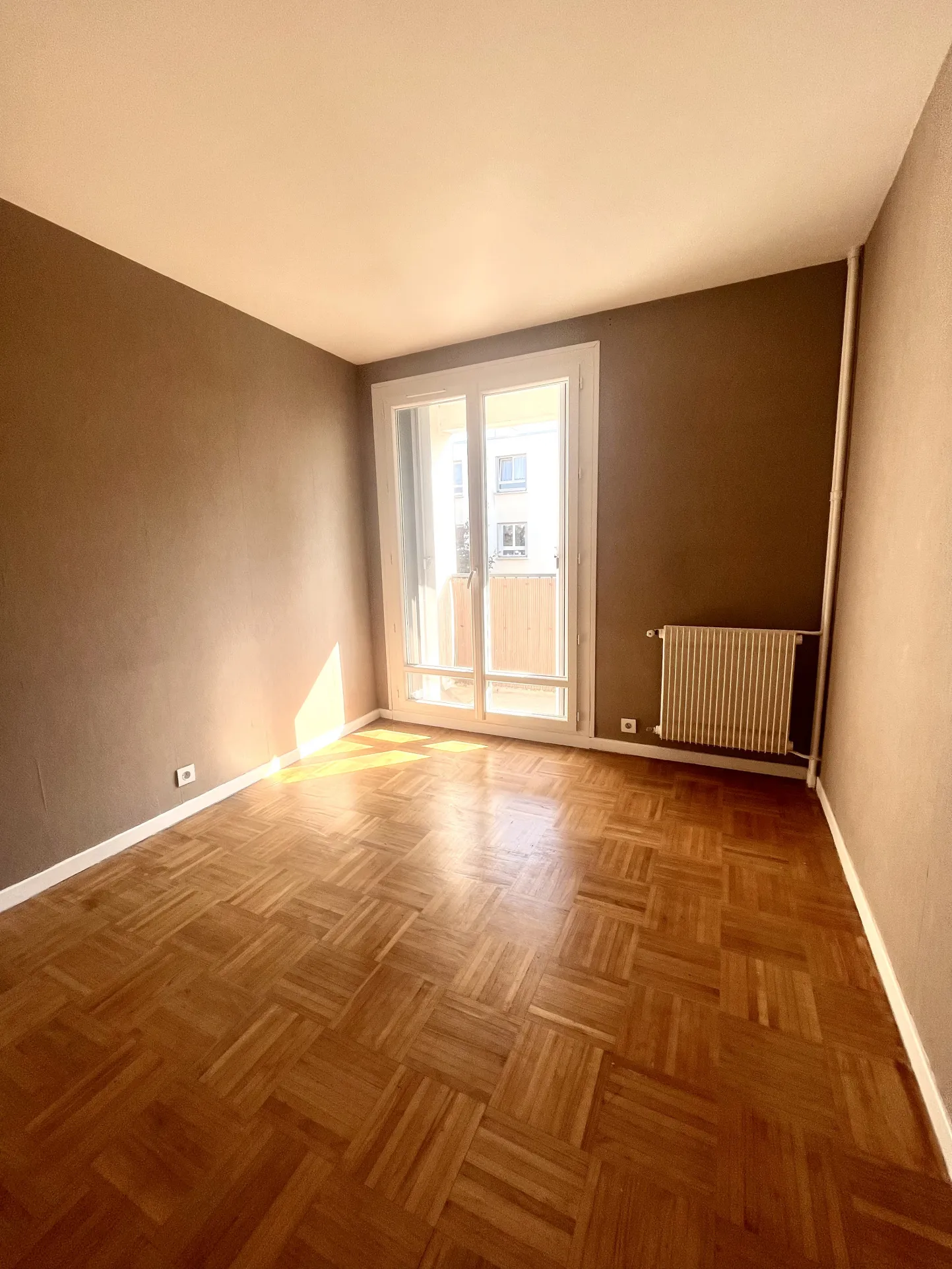 Appartement 3 pièces - 60 m2 proche gare 