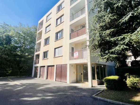 Appartement 3 pièces - 60 m2 proche gare