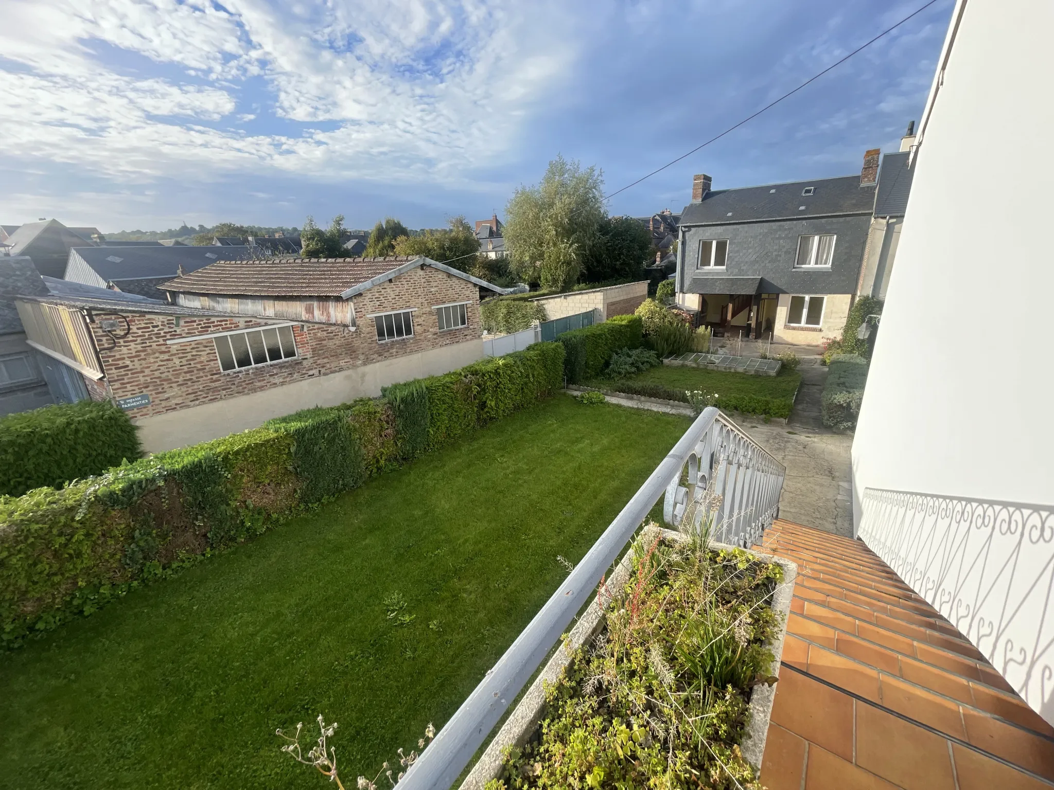 Maison de ville avec petite maison en annexe à Livarot 