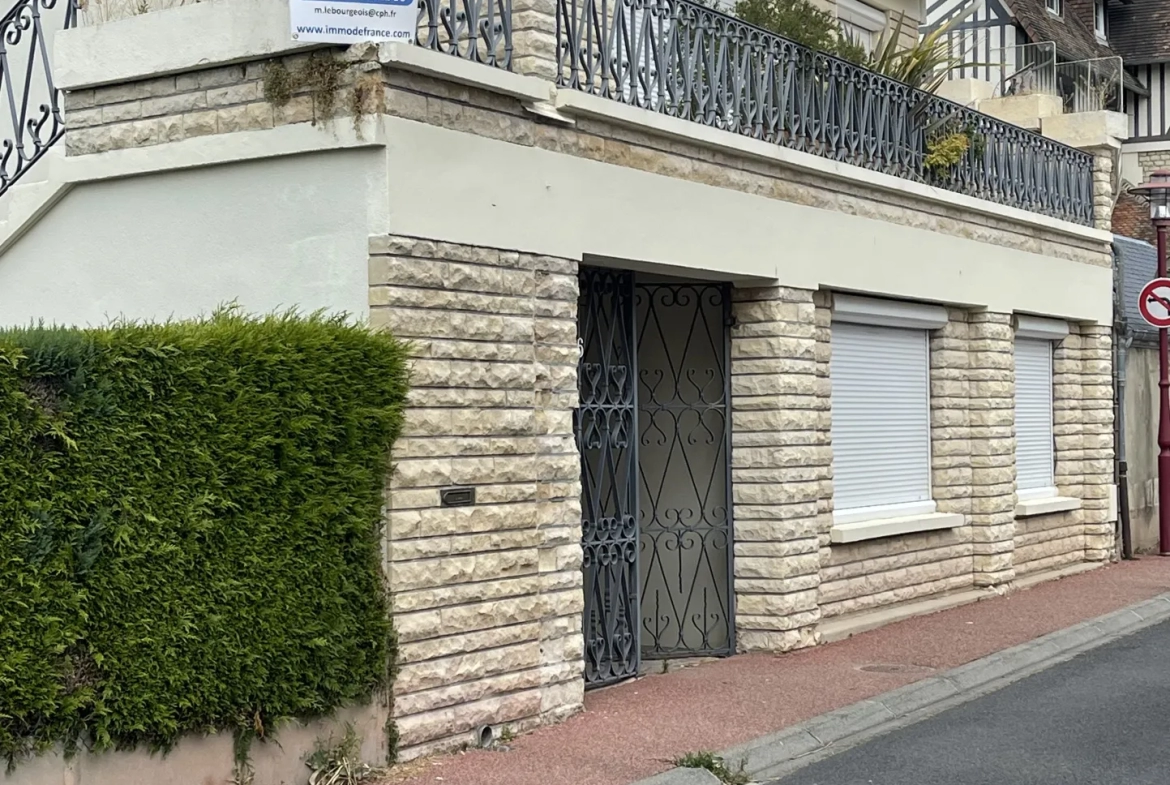 Maison de ville avec petite maison en annexe à Livarot 