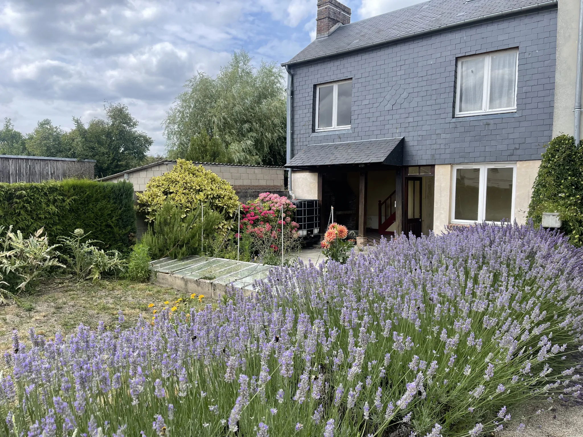 Maison de ville avec petite maison en annexe à Livarot 