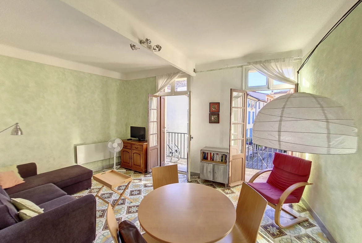 Appartement avec balcon à Arles sur tech 