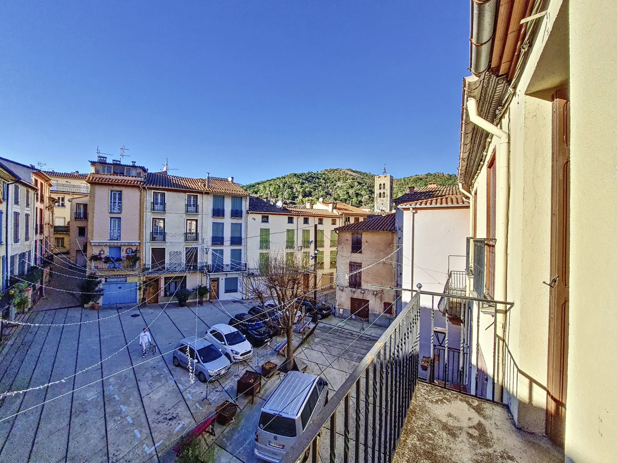 Appartement avec balcon à Arles sur tech 