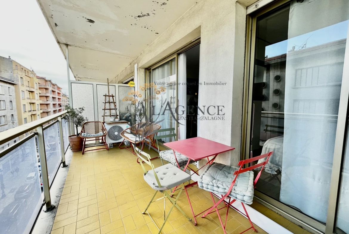 Appartement T2 au Centre de Bastia 