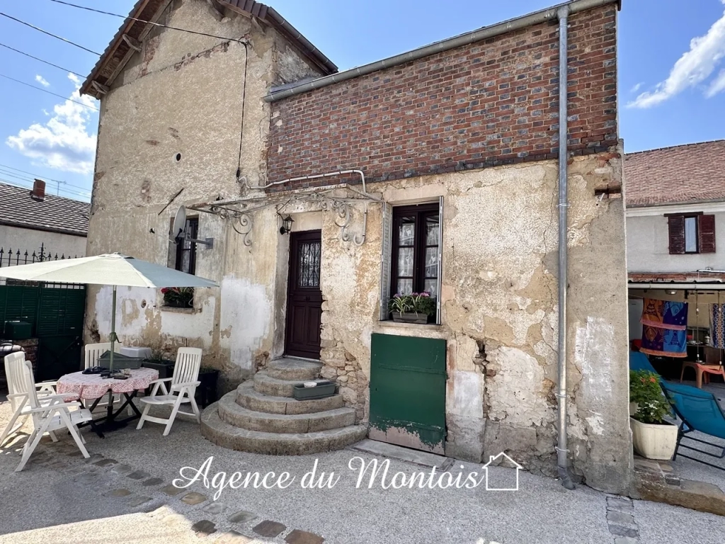 Maison de village à Donnemarie Dontilly avec 3 chambres