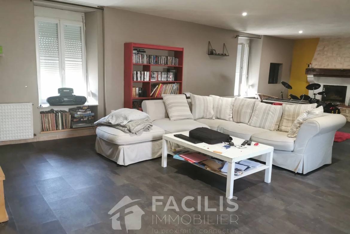 Maison 200 m2 - Fontenay-le-Comte - 4 chambres 