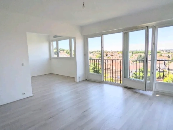 Appartement extrêmement lumineux à Livry Gargan - 74m²