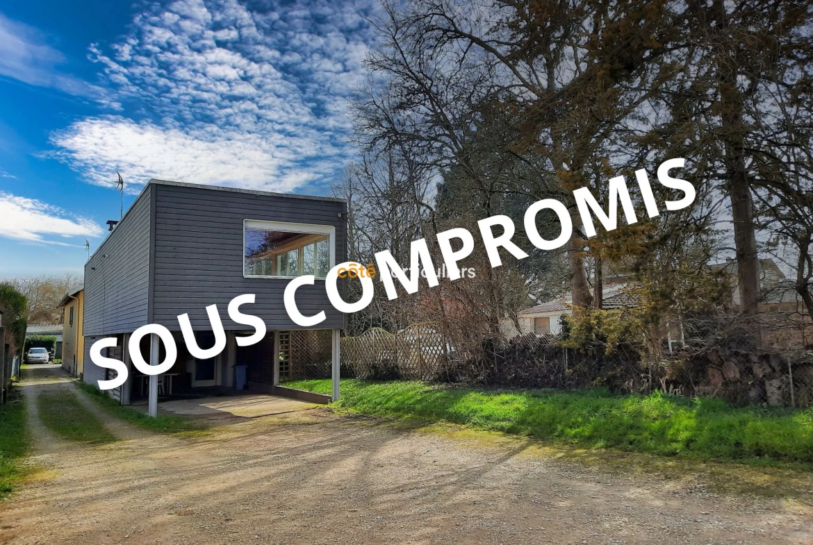 Immeuble avec Studio et Appartement Lumineux à Dole 