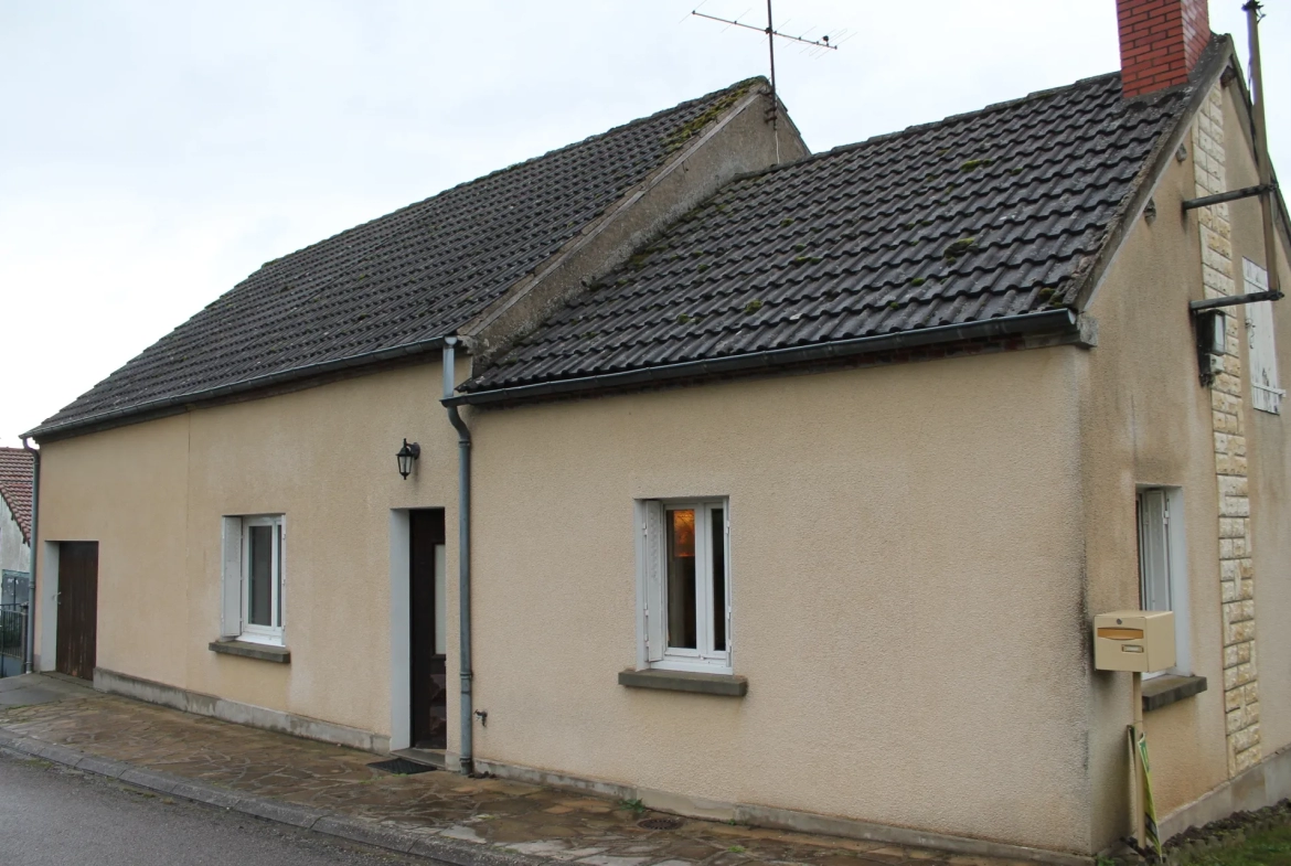 Maison d'habitation avec jardin et étang à Couleuvre 