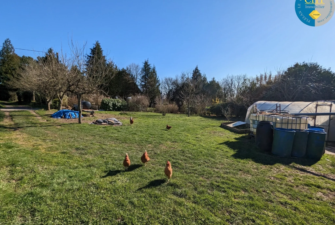 Terrain à bâtir à Plélan-Le-Grand (35) - Exposé sud avec double garage 