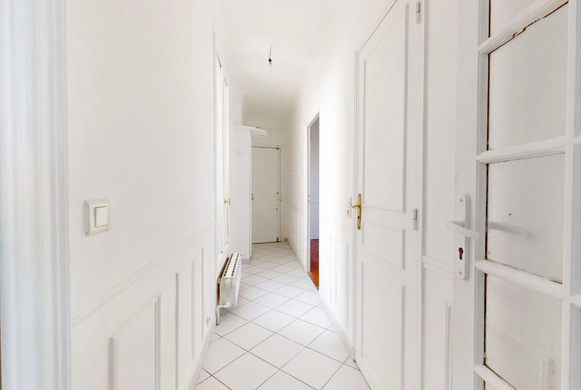 Appartement F2 à 200 m du RER B de DRANCY 