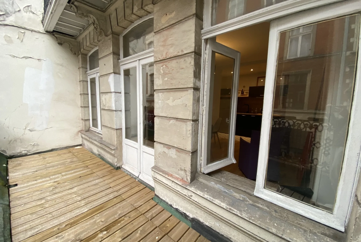 Appartement à vendre à Vieux Lille avec balcon 