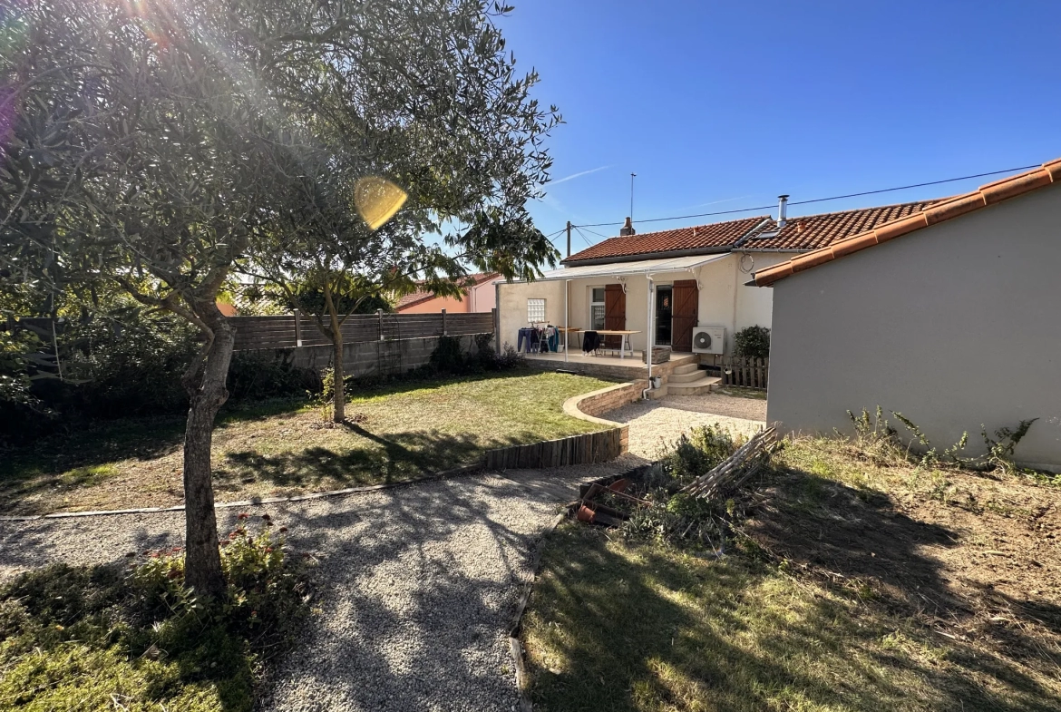 Maison 2 chambres avec jardin et garage au Pallet 