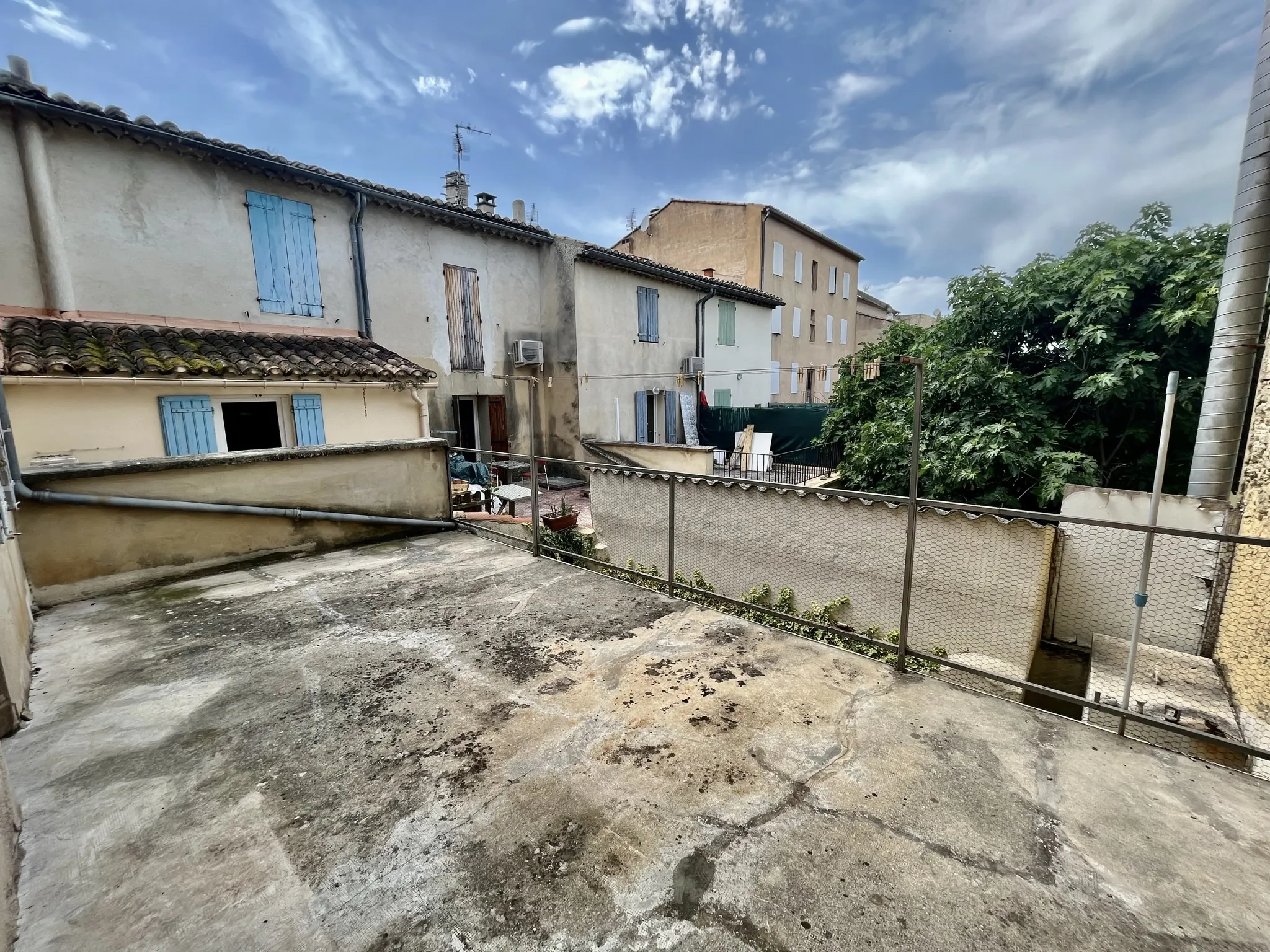 Maison de village à Malaucène avec terrasse 