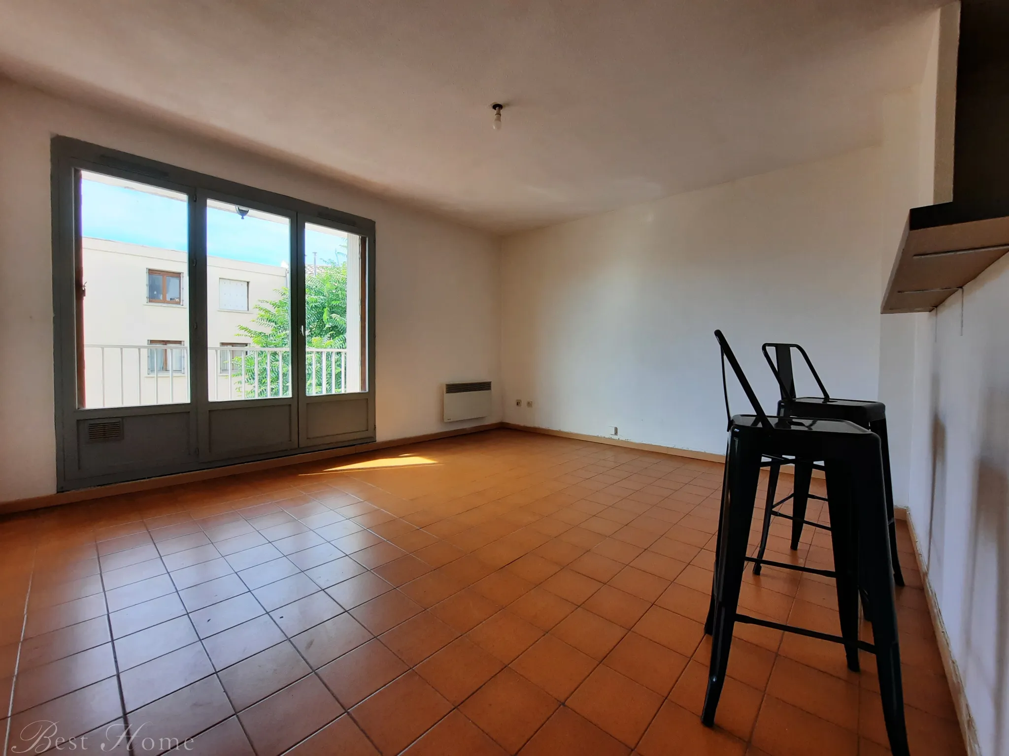 Appartement de type 2 avec parking en centre ville de Nîmes 